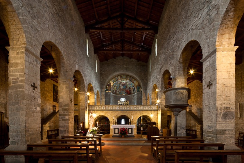 Nave, Abbazia di San Godenzo, San Godenzo (Toscana)  Photo by Dennis Aubrey